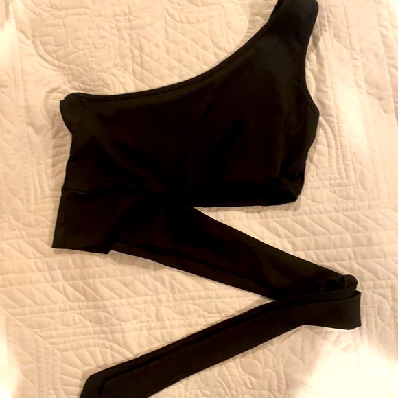 Shein Tops - Picture 3 of 4